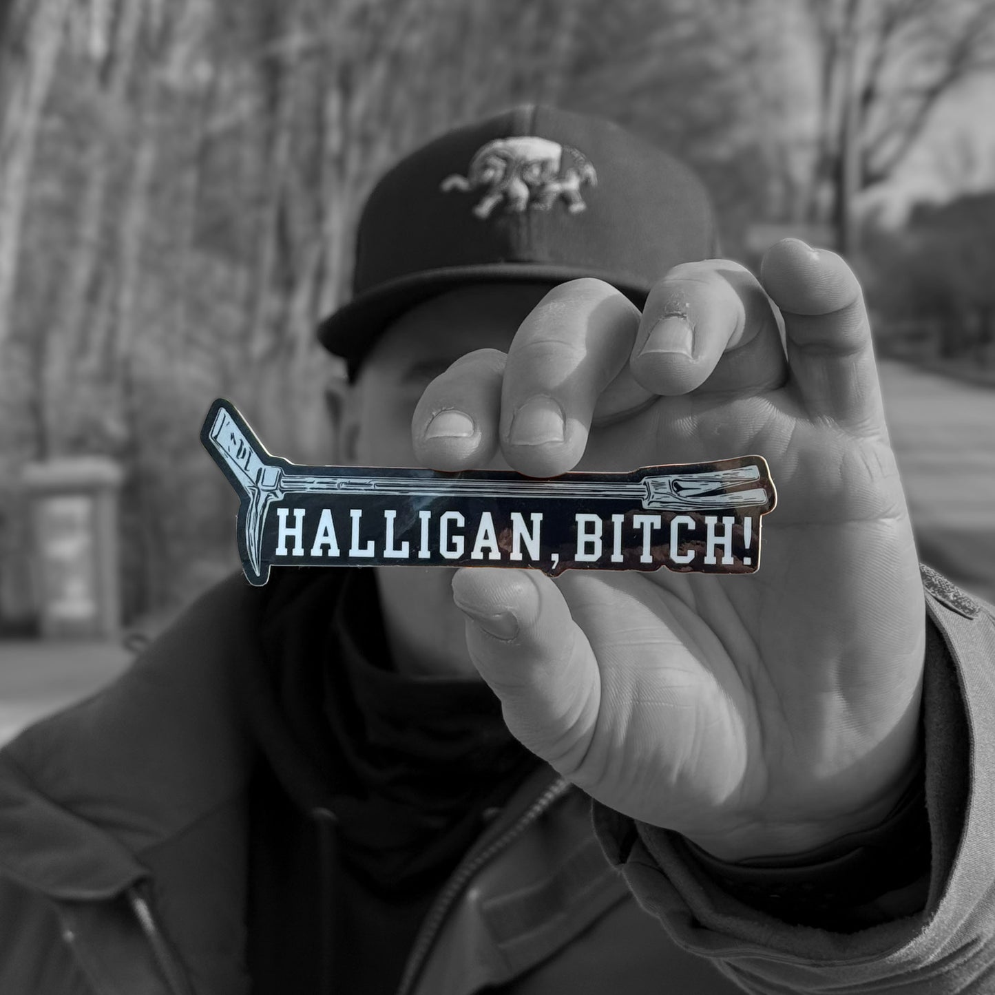 Halligan BITCH! Premium Sticker Schwarz